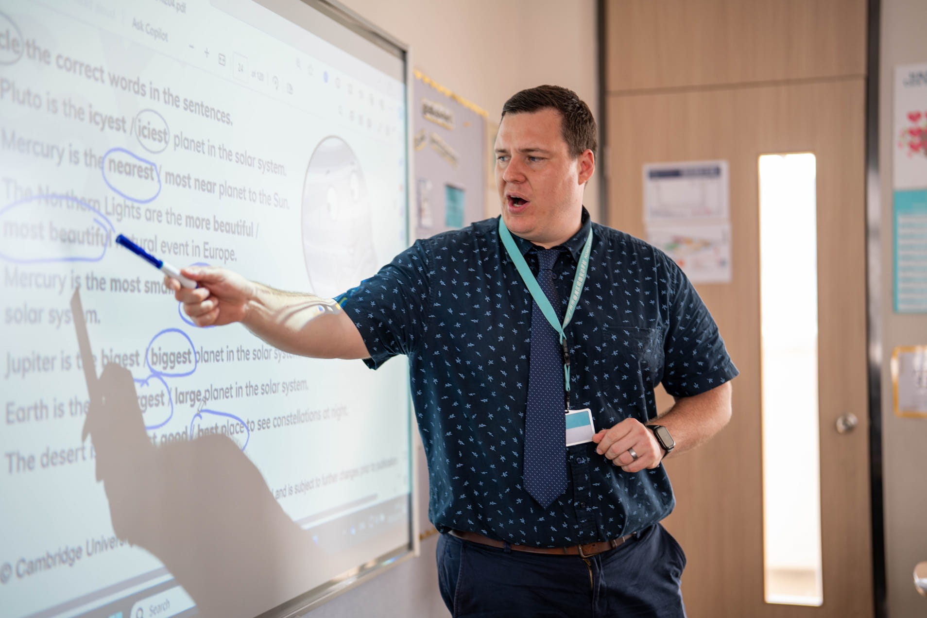 我们的双语教师 | 广州市番禺区诺德安达学校 - 03 Feature Cards Tabs